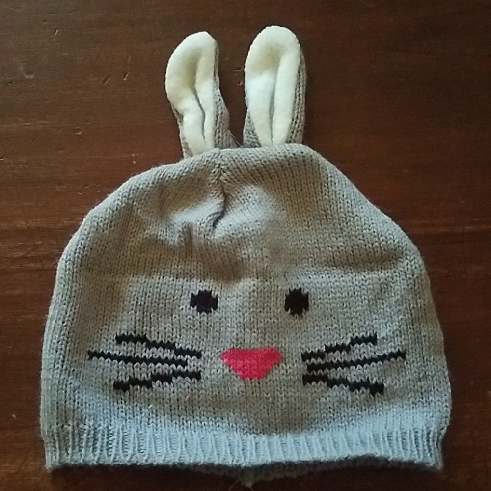⭐ NWOT Gray Baby Bunny Beanie